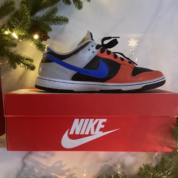 NBA X NIKE DUNKS - Picture 3 of 6